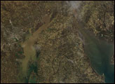 Floods Color US Waterways