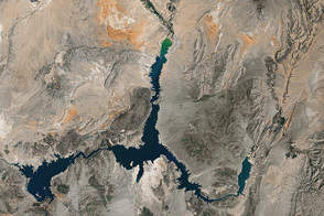Visualizing the Highs and Lows of Lake Mead 