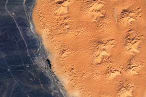 The Shallow Aquifers of Erg Chebbi